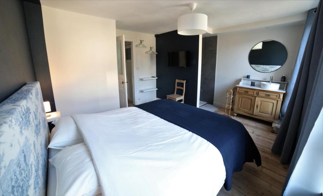 La Roche ô Tour! - Gîte citadin Extérieur photo
